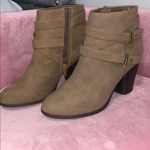 heeled booties